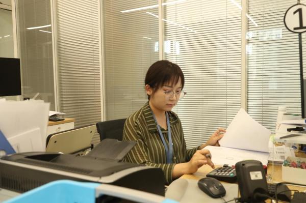 教学科研服务保障部门:坚持一线服务 助力教学科研